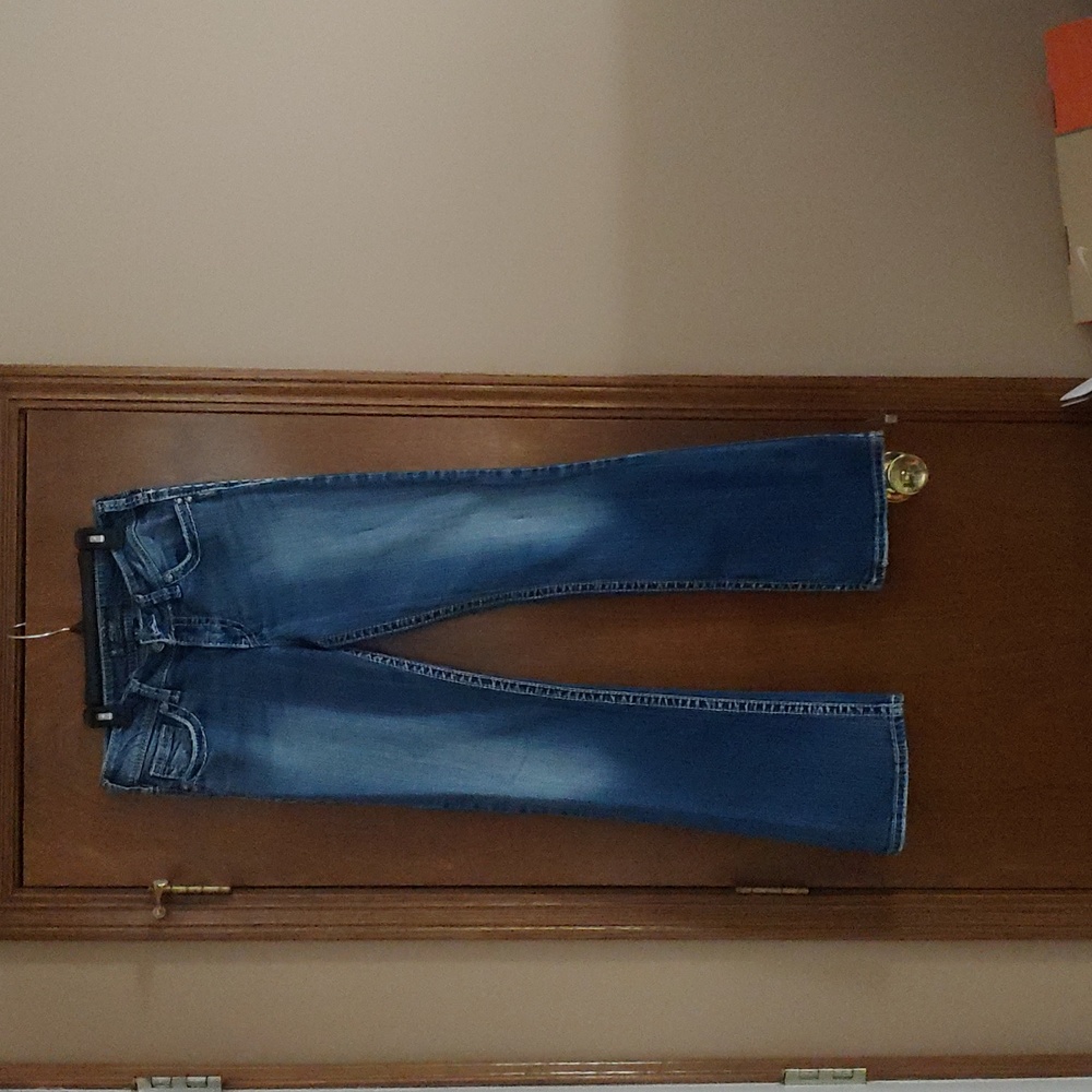 Women’s Blue Bootcut Jeans